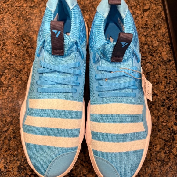 NEW - Adidas Trae Young 2.0 Basketball Shoes In Sky Rush Size 14.5 - Picture 2 of 4